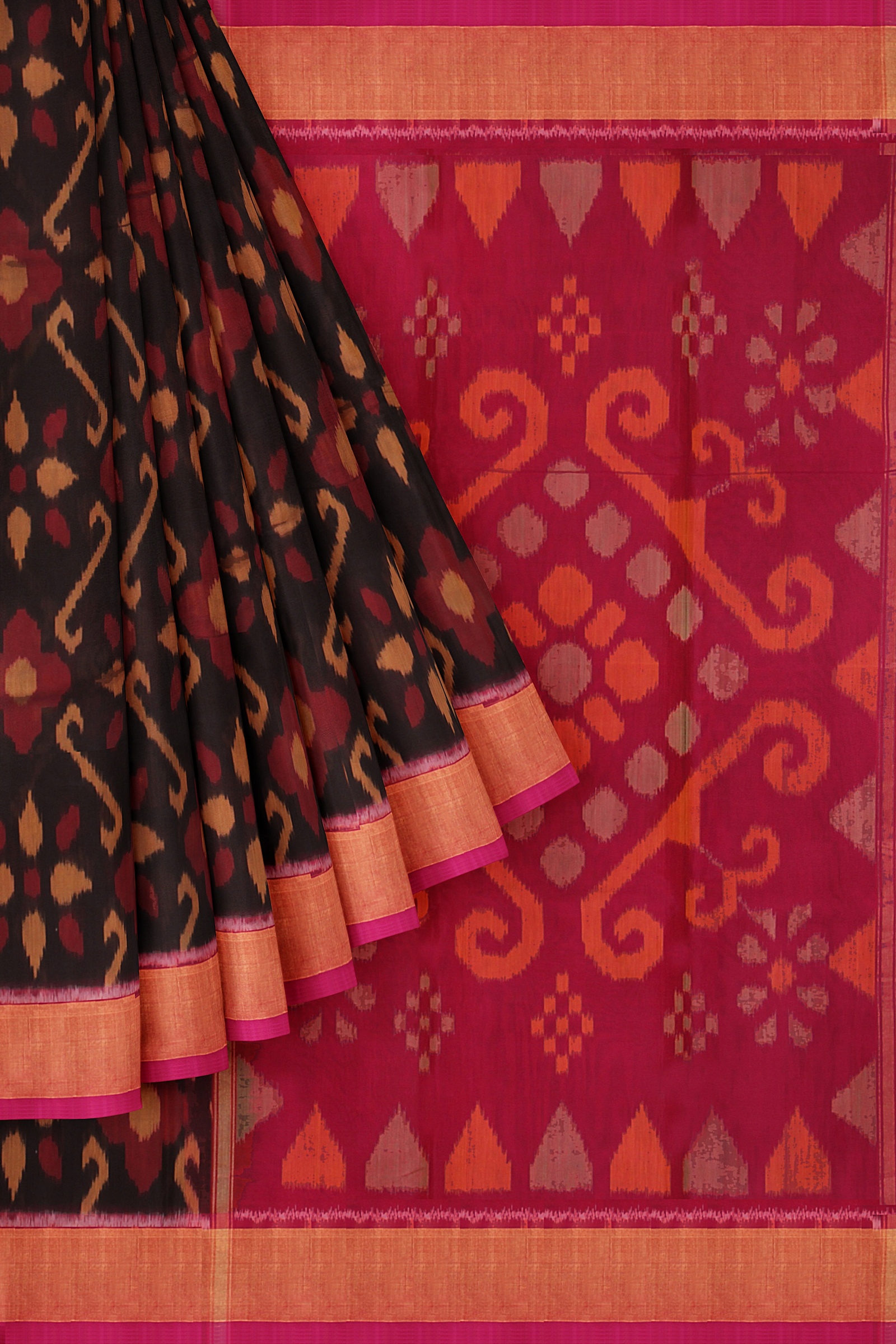 Magenta Mangalagiri Silk Saree Handwoven in chequered pattern - Mirra  Clothing