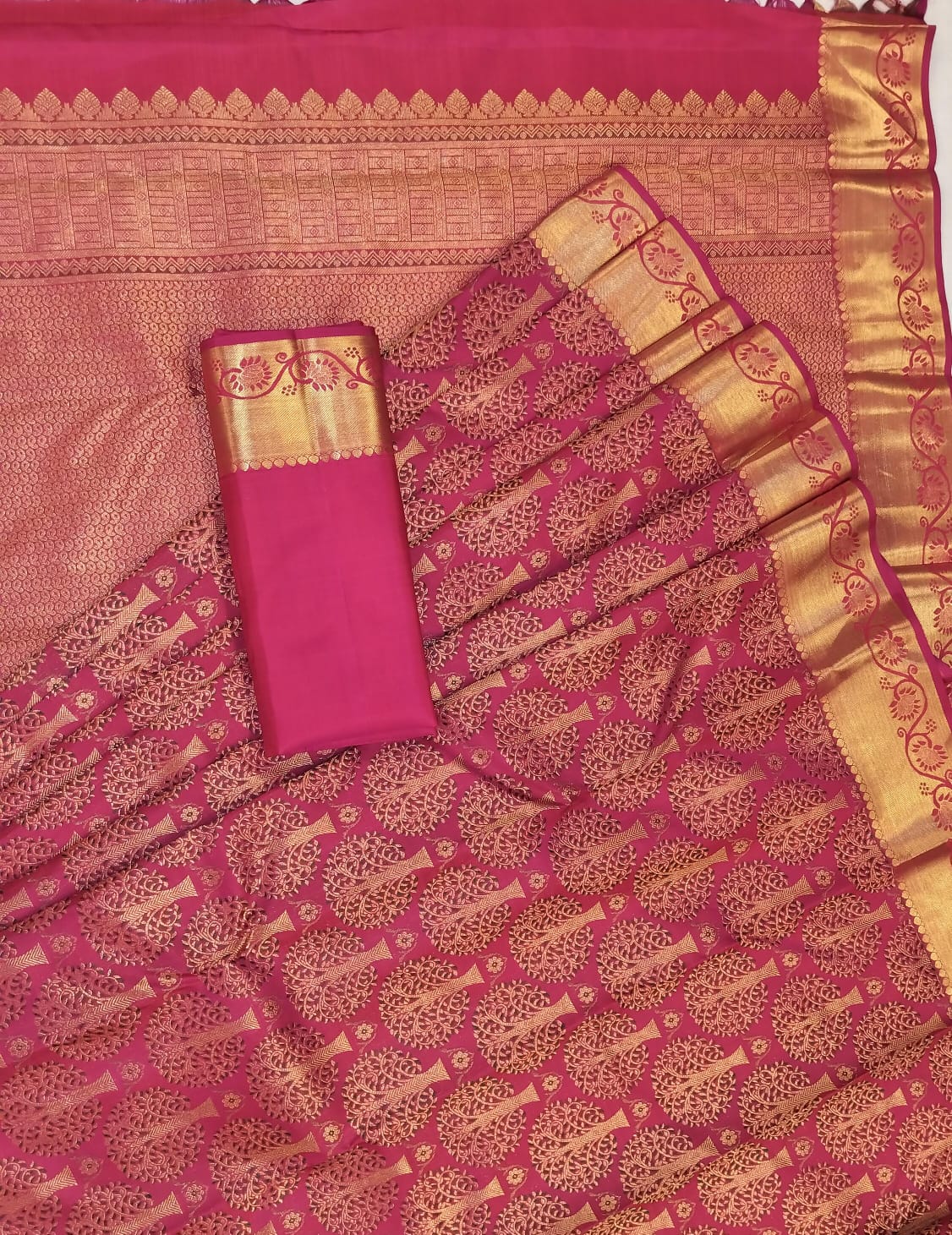 Grand, Silk Mark Certified Kanchi Silk Saree With Unique Border Kanchi Pattu  Sarees Online - Etsy