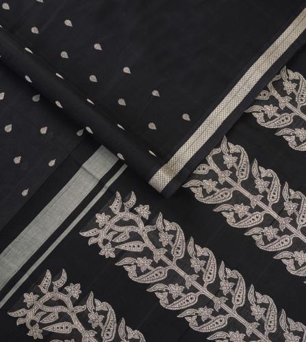 SAREES NEGAMAM WITH BLOUSE