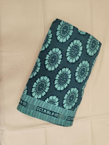 BEDSHEET 72X100 ACRYLIC JACQUARD
